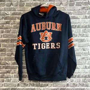 ‎Auburn